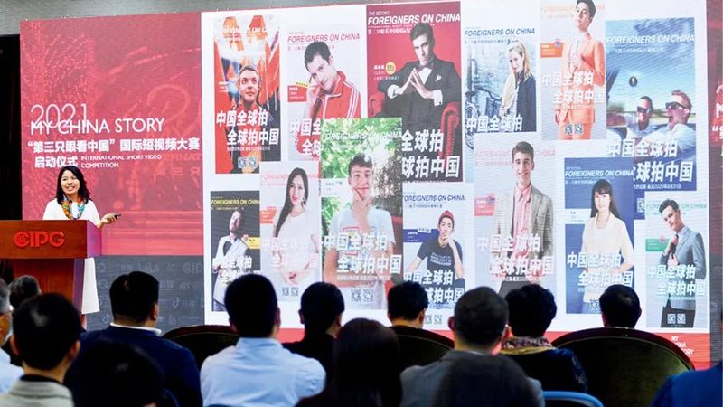 重型摄像机短视频拍摄，三脚架选型揭秘**